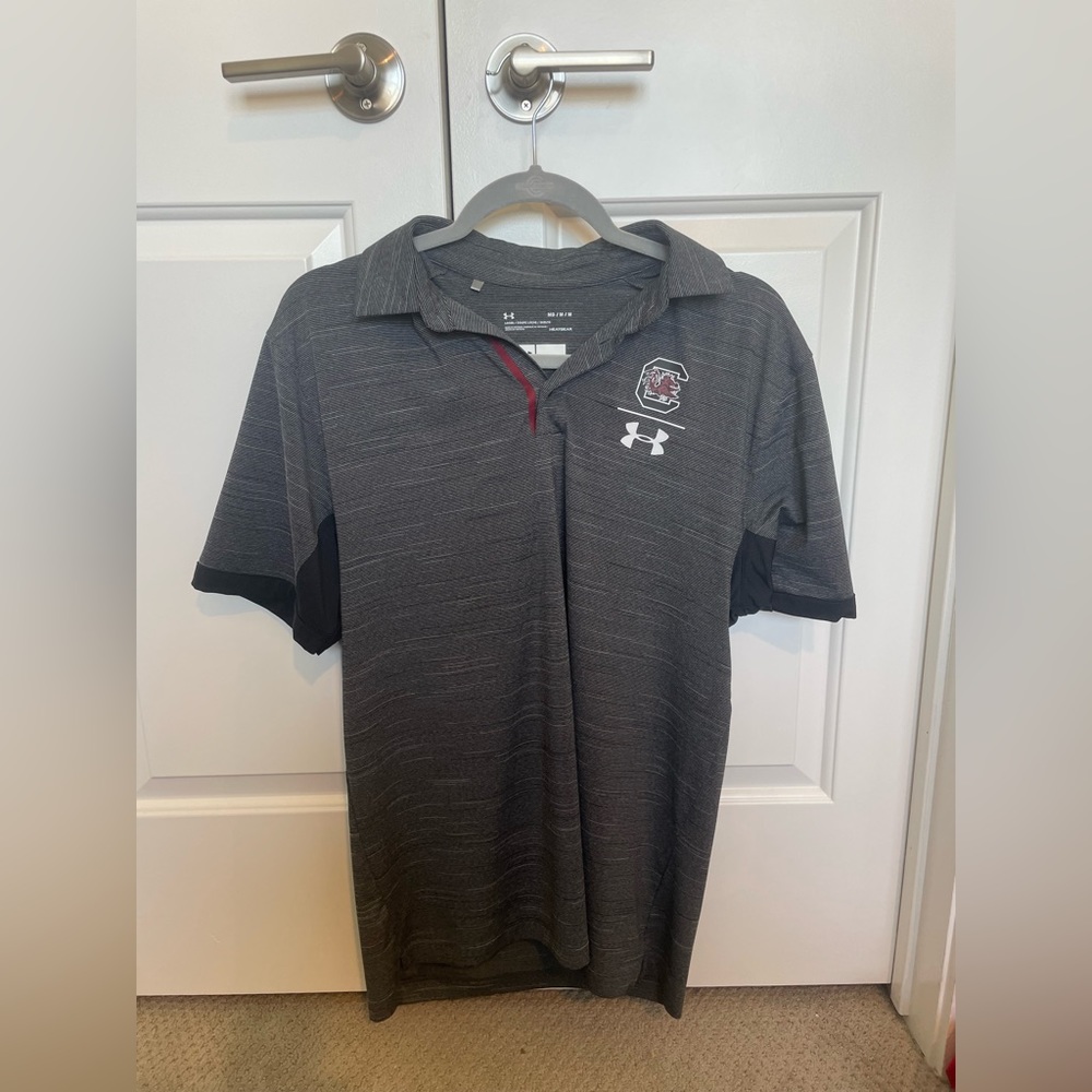 Men’s Under Armor Heatgear Carolina Polo Size Medium